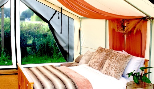 Majesty Retreat 2 - Safari Tent