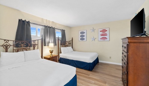 Condo, 2 Bedrooms, Beach View (715A)