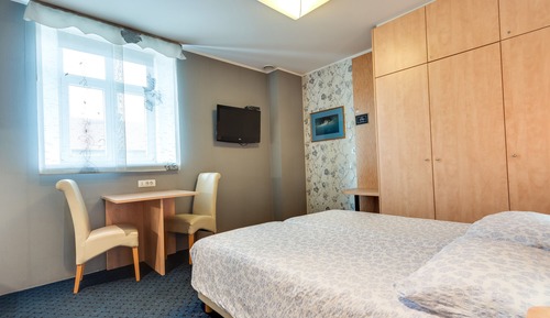 Standard Studio, Private Bathroom