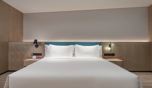 Suite, 1 Bedroom, Lake View