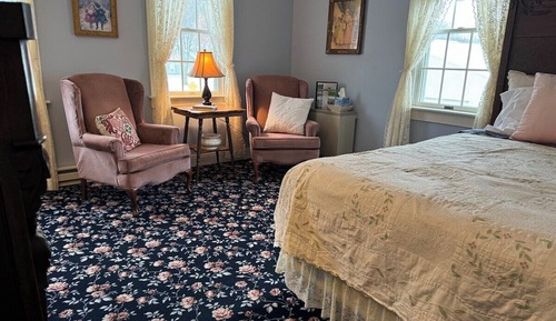 Room, 1 Queen Bed, Accessible, Private Bathroom