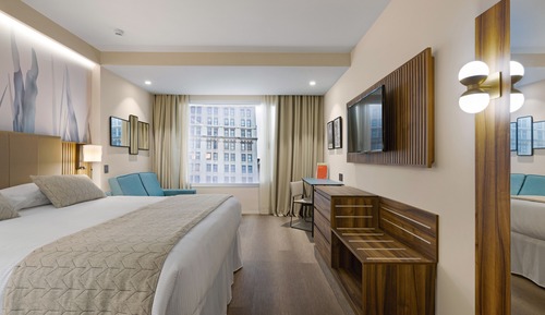 Deluxe Room, 1 King Bed