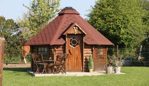 Family Tree House, Garden View