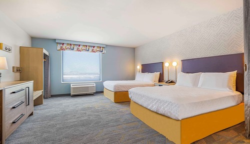 Studio, 2 Queen Beds, Accessible (Hearing)