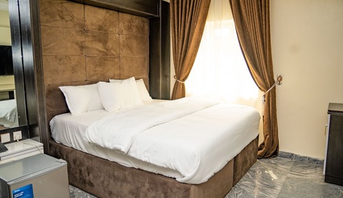Deluxe Single Room