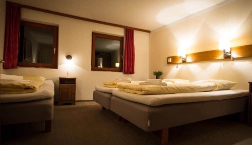 Triple Room, Multiple Beds, Mountain View, Slope side