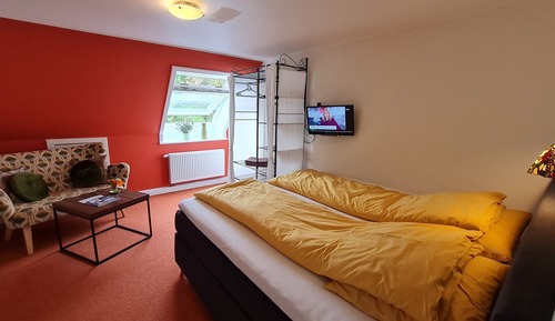Standard Double Room, 1 Queen Bed, Garden View