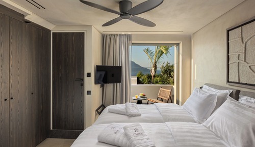 Sea View Residence With Private Pool