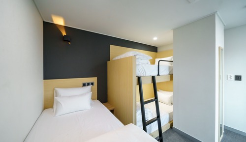 Triple Room - Namsan Tower View