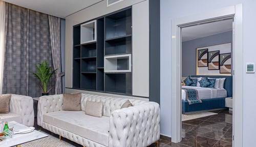 Business Suite, 1 King Bed