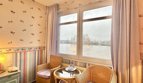 Standard Double or Twin Room, 2 Twin Beds, River View, Beachside