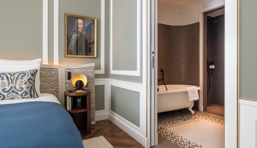 Junior Suite, Connecting Rooms