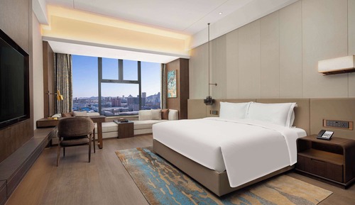 Deluxe Room, 1 King Bed