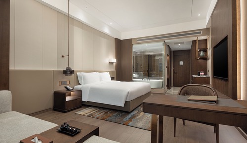 Deluxe Room, 1 King Bed, Non Smoking