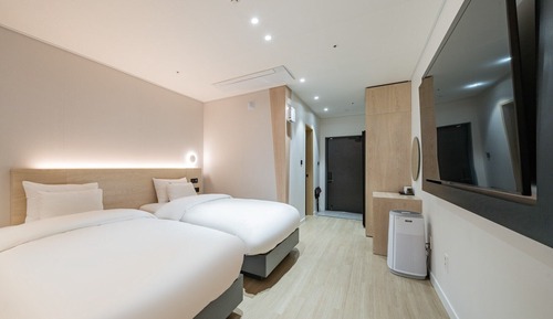 Business Twin Room