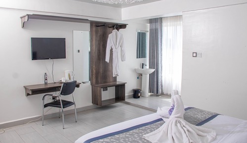 Deluxe Single Room