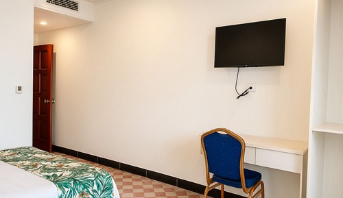 Standard Room, 1 Queen Bed, Air conditioning