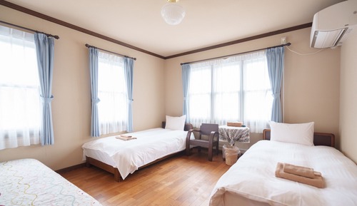 Deluxe Triple Room, Shared Bathroom, Mountain View