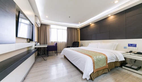 Superior Single Room, 1 Queen Bed