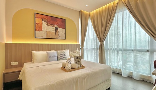Family Apartment, 3 Bedrooms, Bathtub, City View