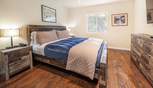 3 Bedroom Cottage - Sleeps 10