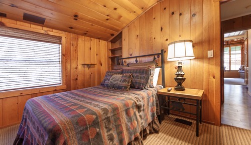 3 Bedroom Cabin