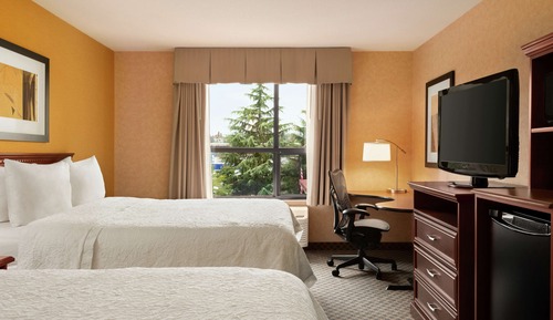Two Queen Beds