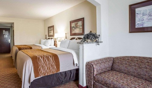 Suite, 2 Queen Beds, Accessible, Non Smoking