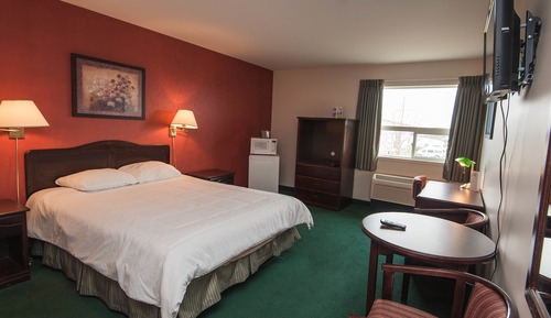 Standard Room, 1 Queen Bed