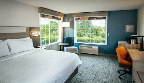 Room, 1 King Bed, Accessible, River View (Mobil Tub)