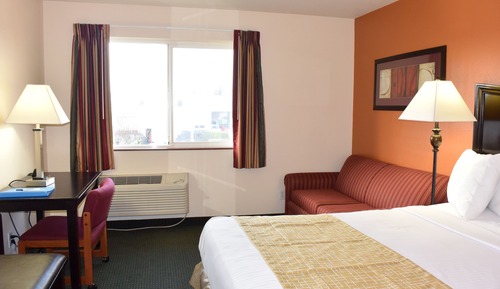 Standard Room, 1 King Bed