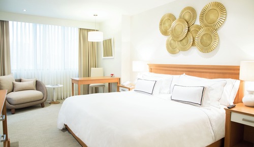 Melia Room, Room