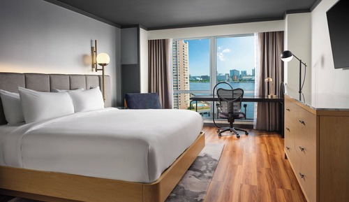 Room, 1 King Bed, View