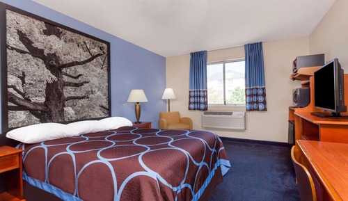 Standard Room, 1 Queen Bed