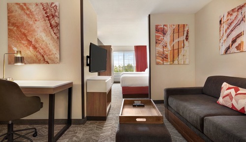 Suite, 2 Queen Beds (Mobility Accessible, Tub)