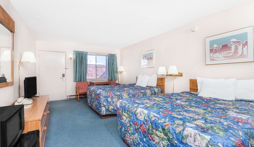 Standard Room, 2 Queen Beds