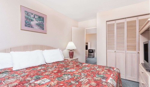 Suite, 1 King Bed, Refrigerator & Microwave