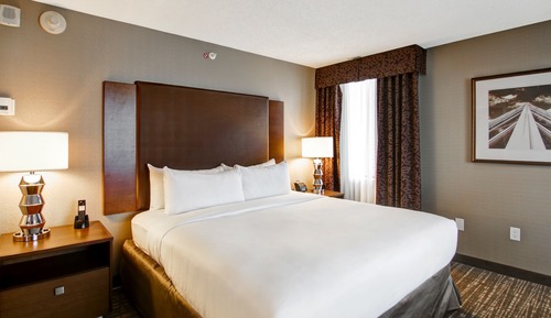 Room, 2 Bedrooms