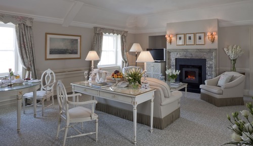 Suite (Speciality (Main House))