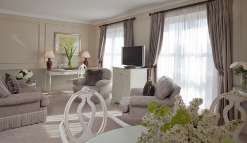 Suite, 1 Bedroom (Garden Wing, Lane View)