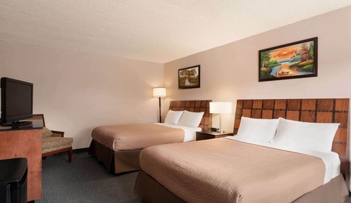 Deluxe Room, 2 Queen Beds, Non Smoking