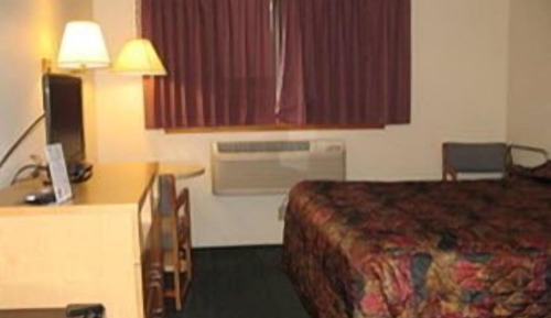 Standard Room, 1 Queen Bed, Non Smoking