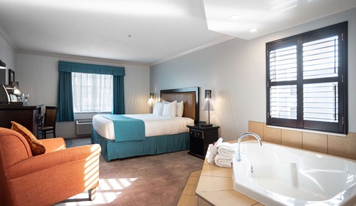 Suite, 1 King Bed, Non Smoking, Jetted Tub