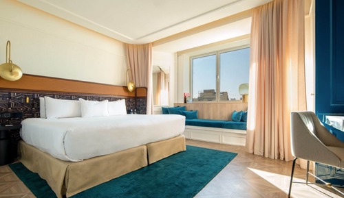 Superior Suite (Botet Suite)