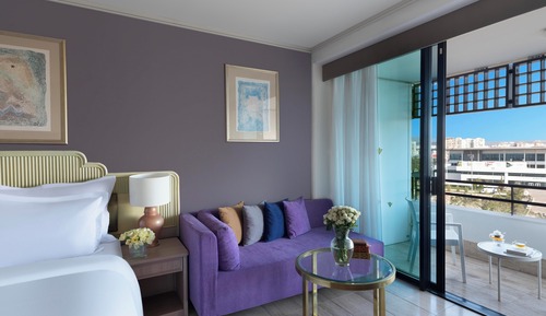 Comfort Twin Room with 2 Sofas, City View