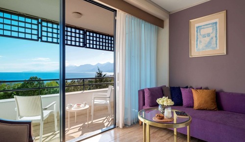 Deluxe Room, 1 Double Bed, Sea View