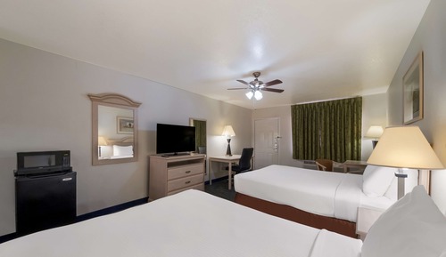 Standard Room, 2 Queen Beds, Non Smoking, Refrigerator & Microwave (Larger Room)