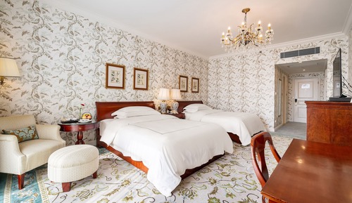 Premium Room