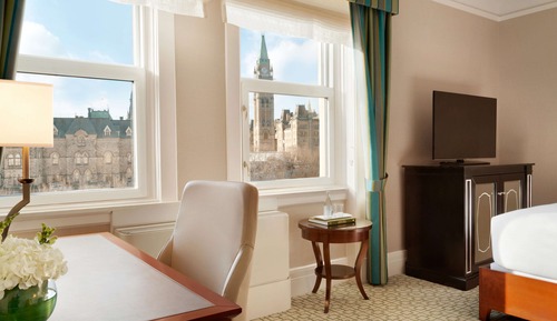 Fairmont Double Room, 2 Double Beds, View (Parliament View)