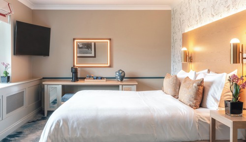 Manor House Suite